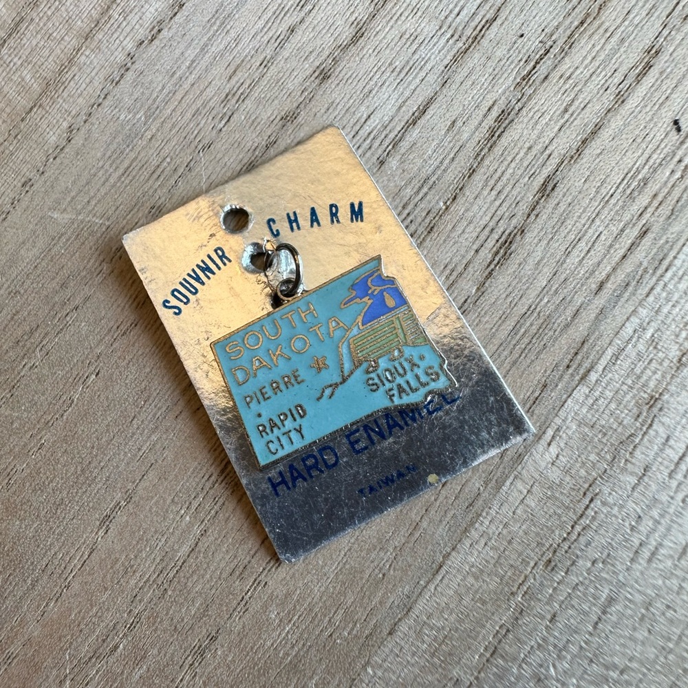 Vintage South Dakota Charm